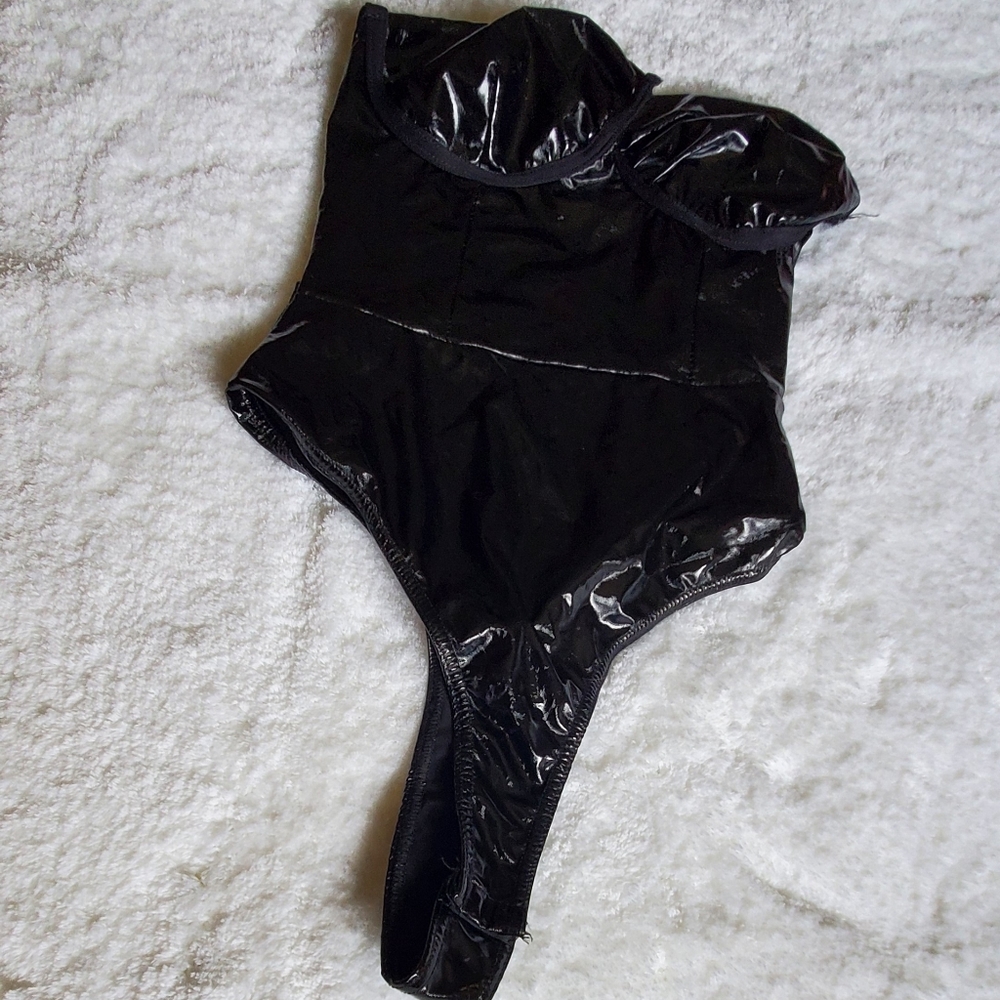 Bodysuit - Picture 9 of 10